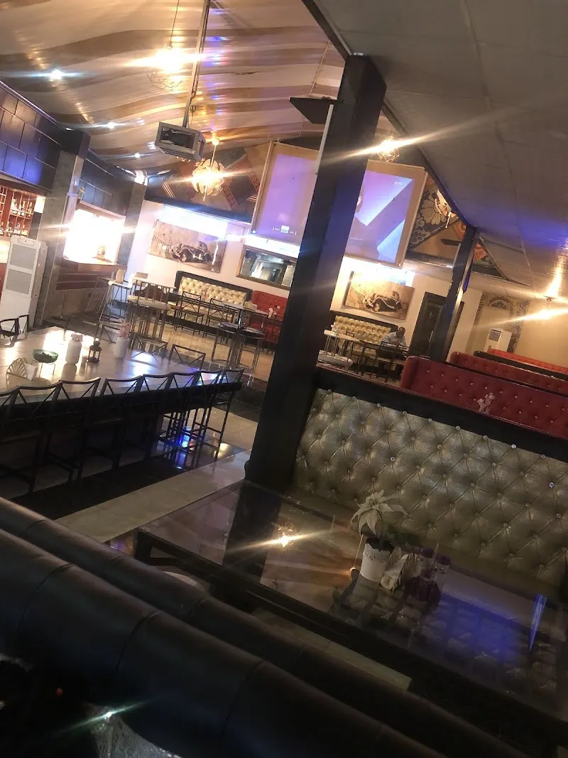 Gallery 4