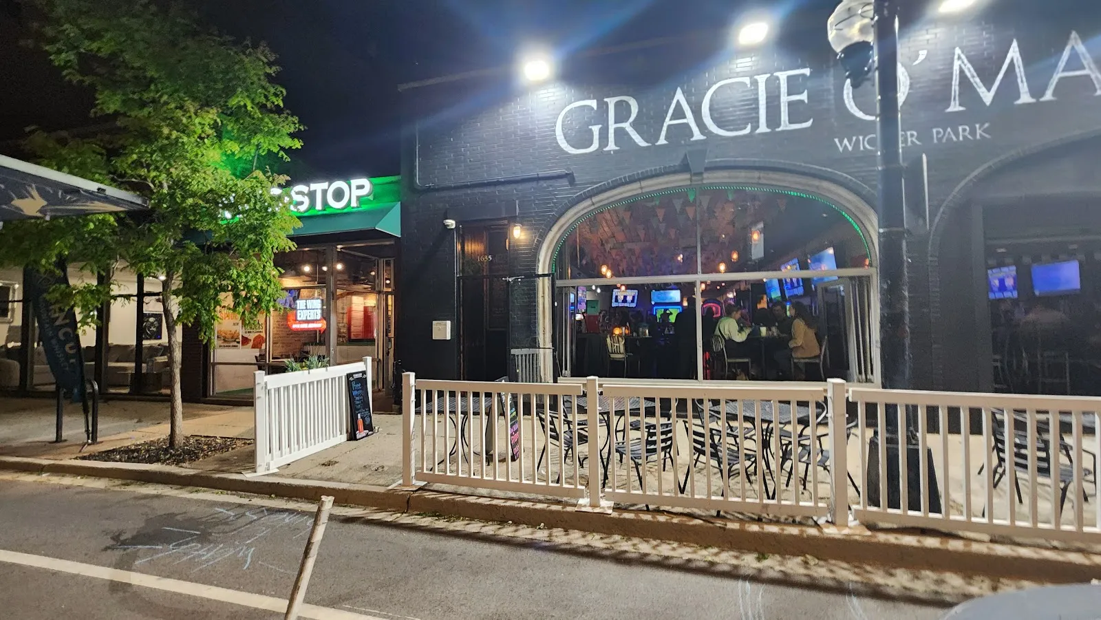 Gracie O' Malley's- Wicker Park - Image 2