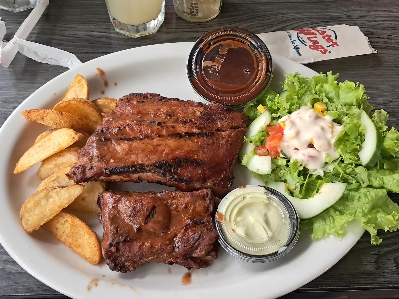 Mister Wings Ciudad Jardin logo
