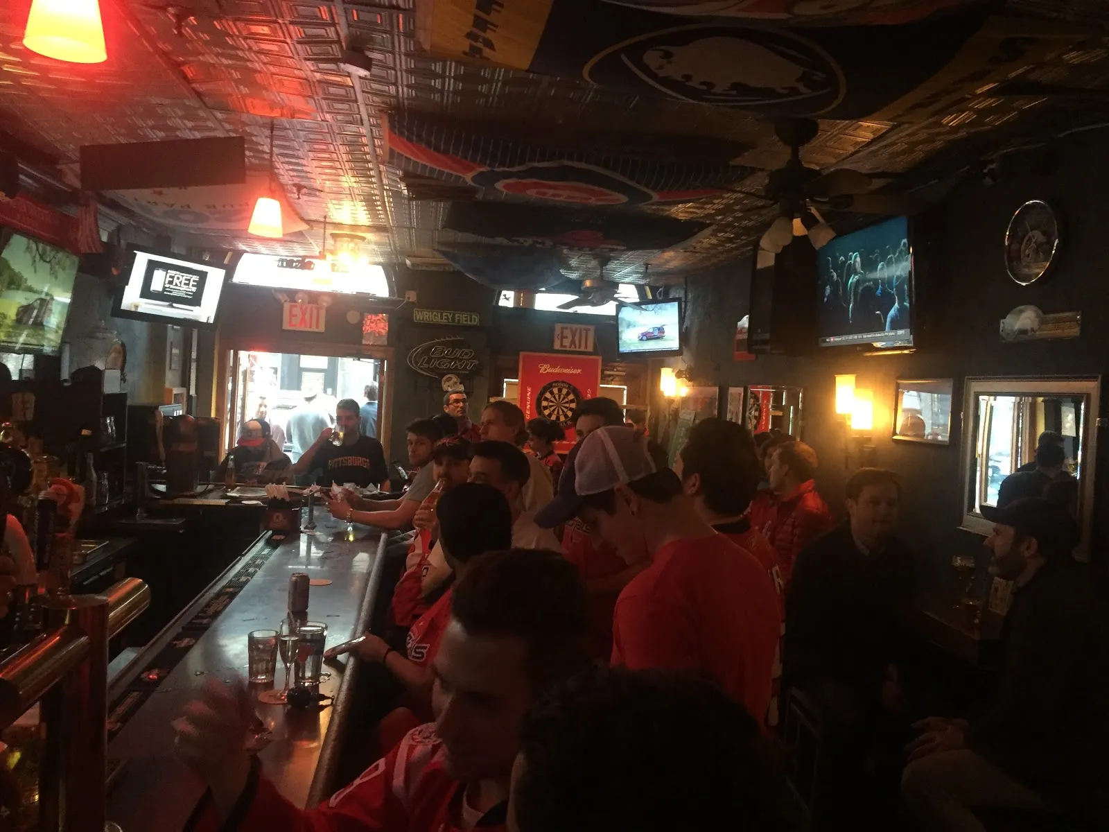 Kelly's Sports Bar NYC - Image 2