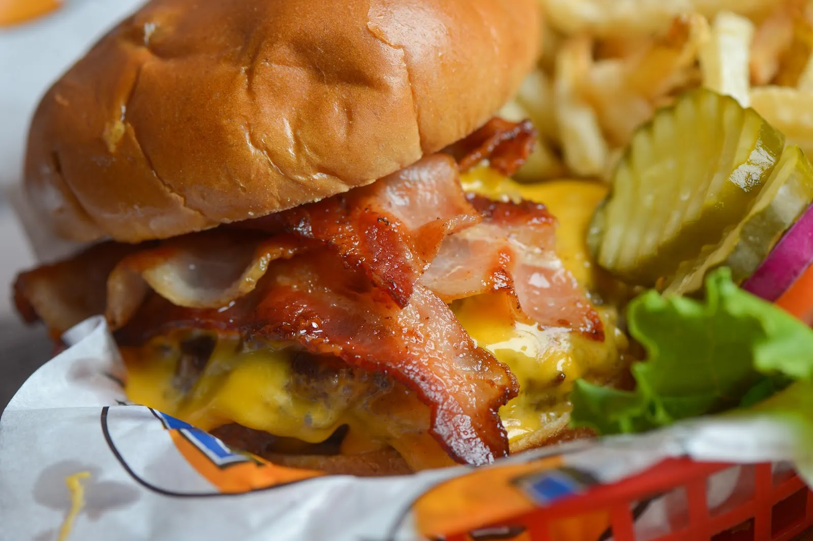 Zipps Sports Grill - Chandler