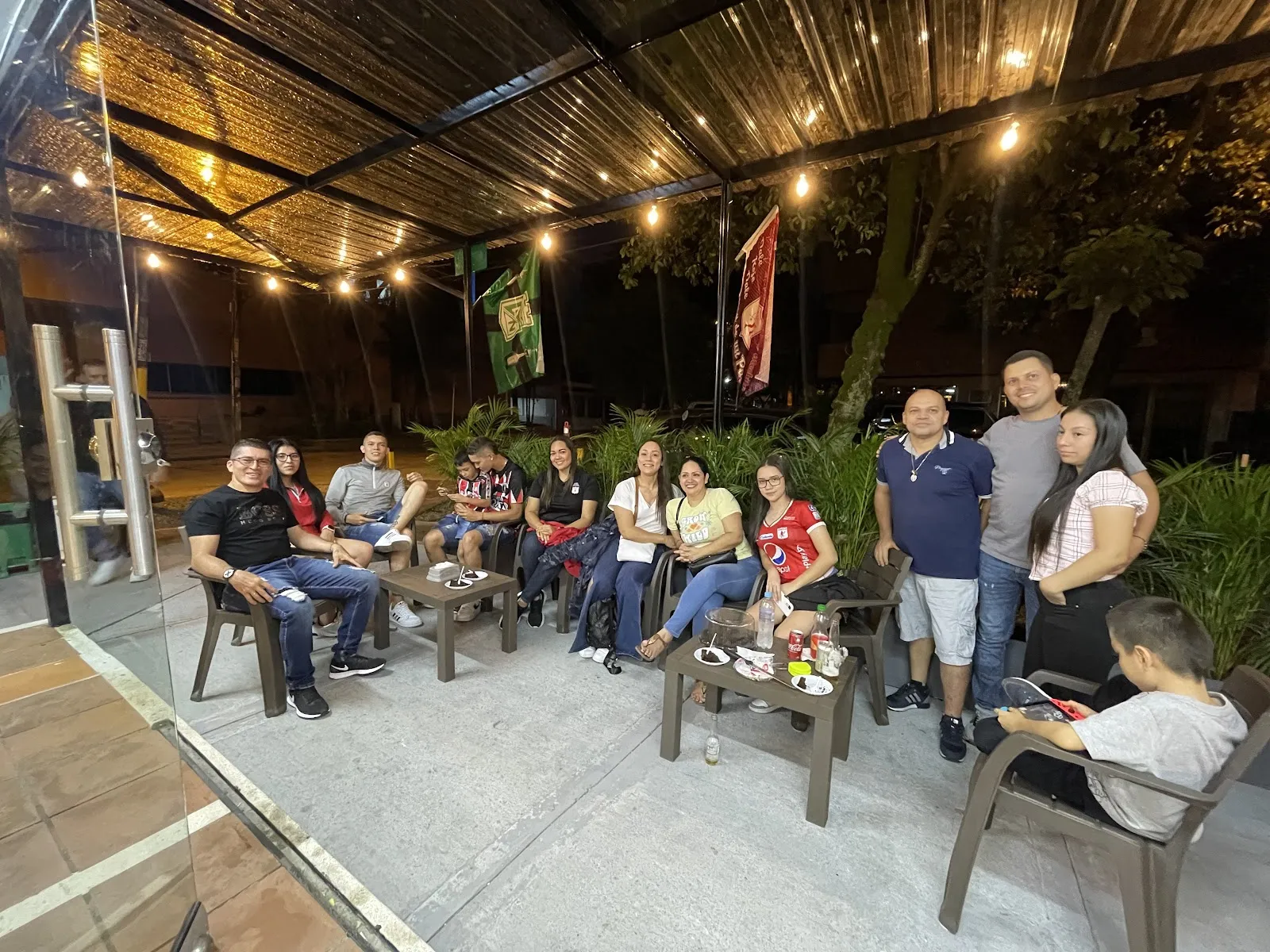 la esquina sport bar cali - Image 2