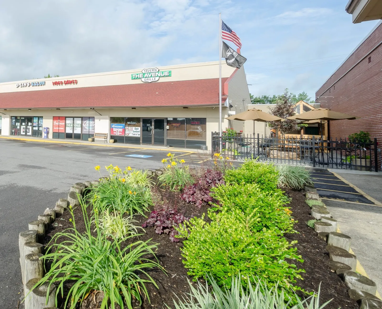 The Avenue Tavern & Grille - Image 3