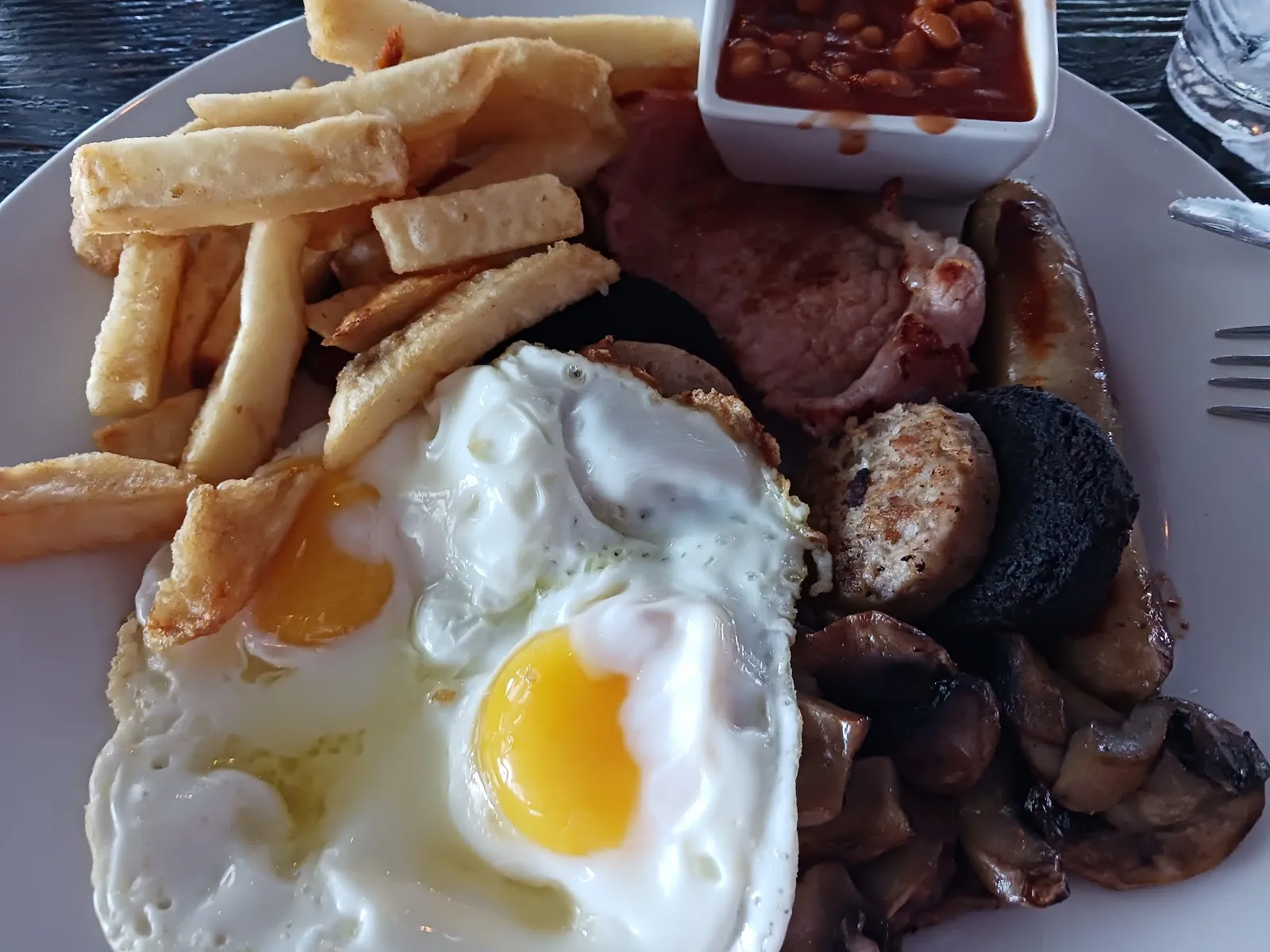 Shakespeare Pub & Grille - Image 2