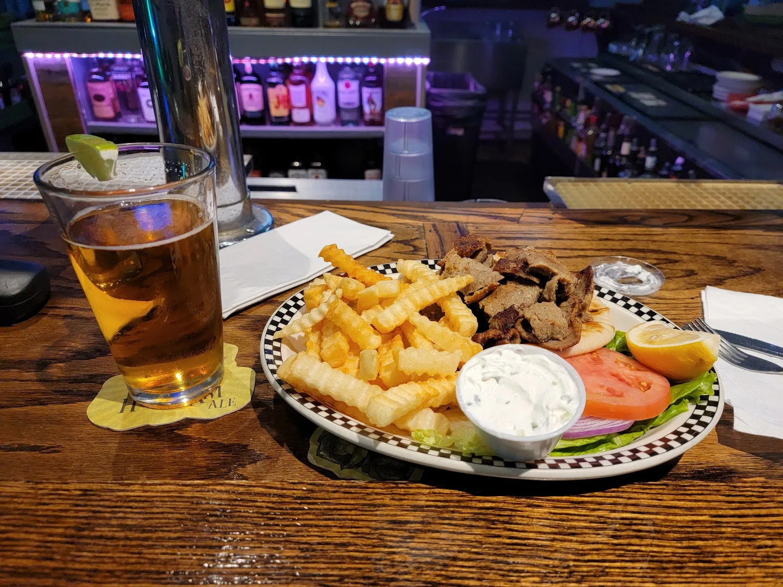 Pap's Ultimate Bar & Grill logo