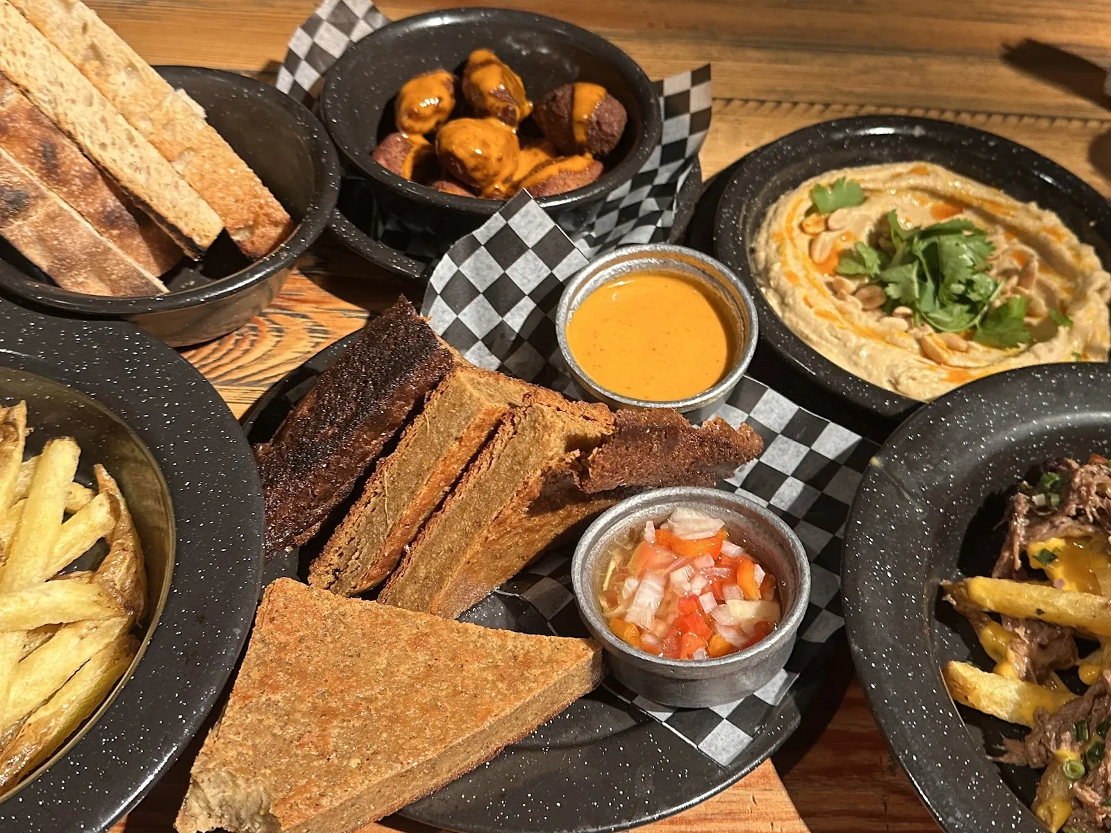 The Shamrock - Image 3