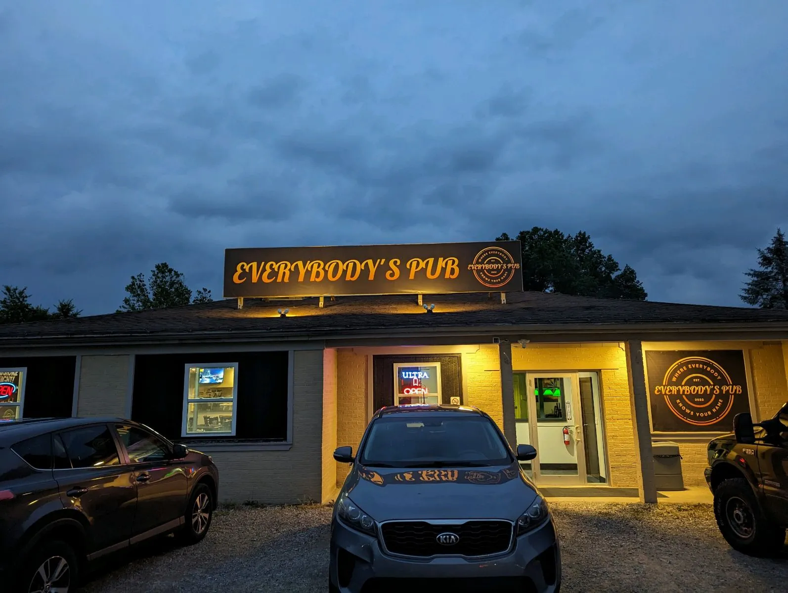 Everybody's Pub - Image 3