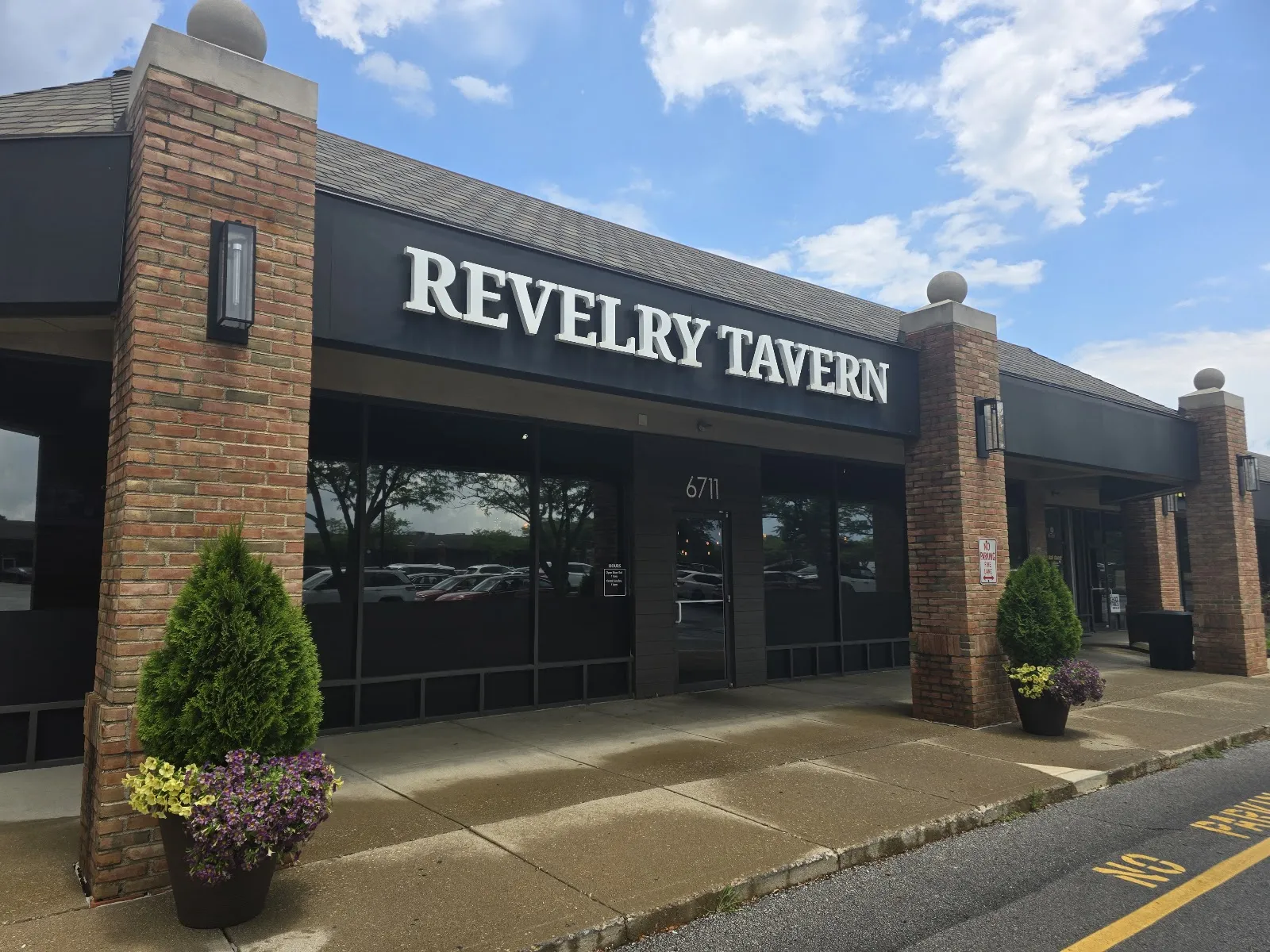Revelry Tavern - Image 3