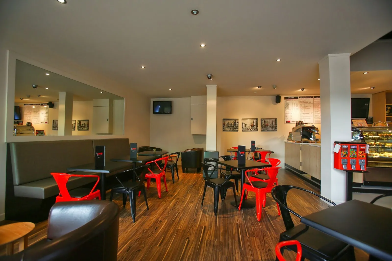 Chilli Bar & Cafe - Image 2