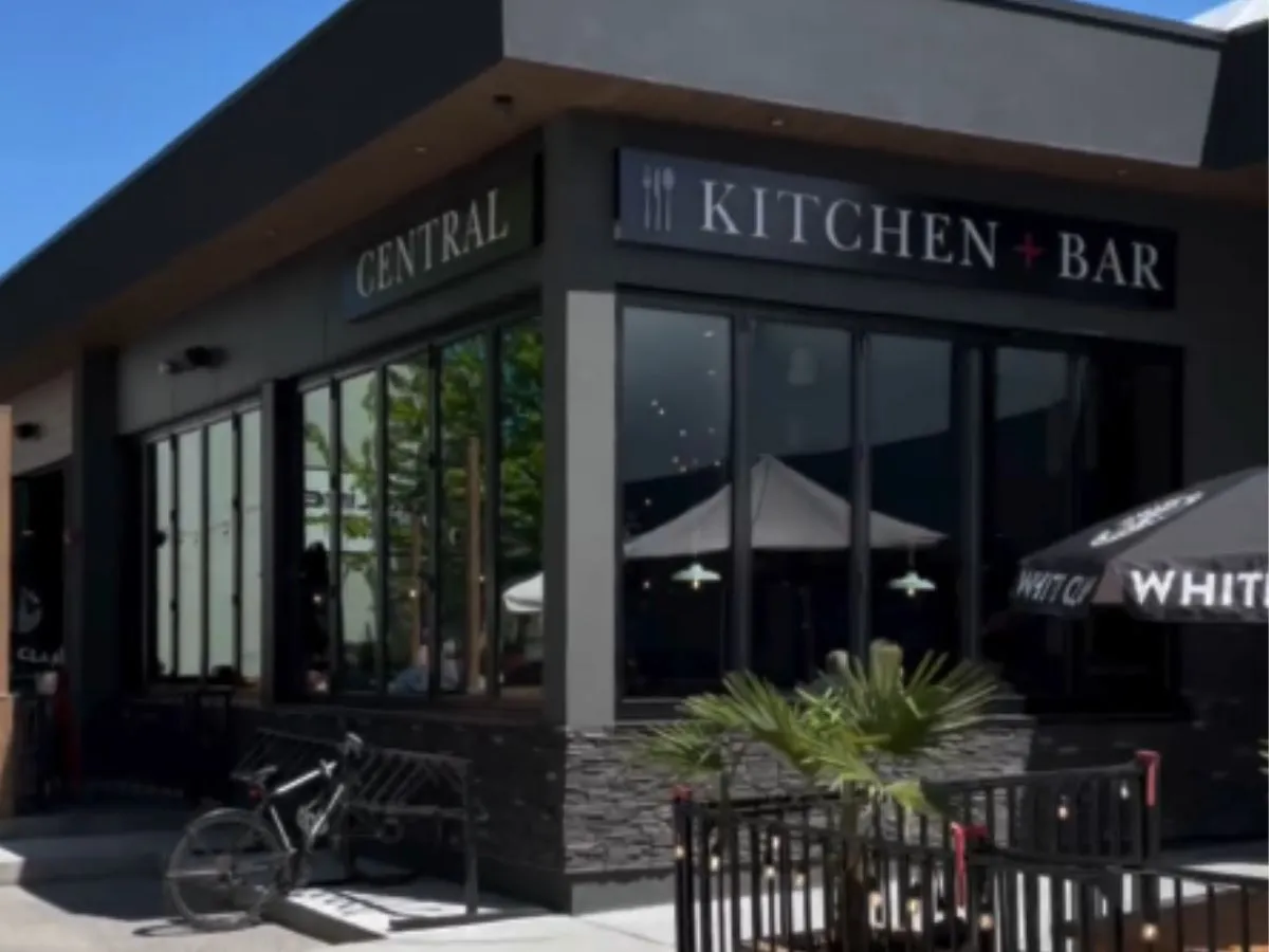 Central Kitchen + Bar - Image 3