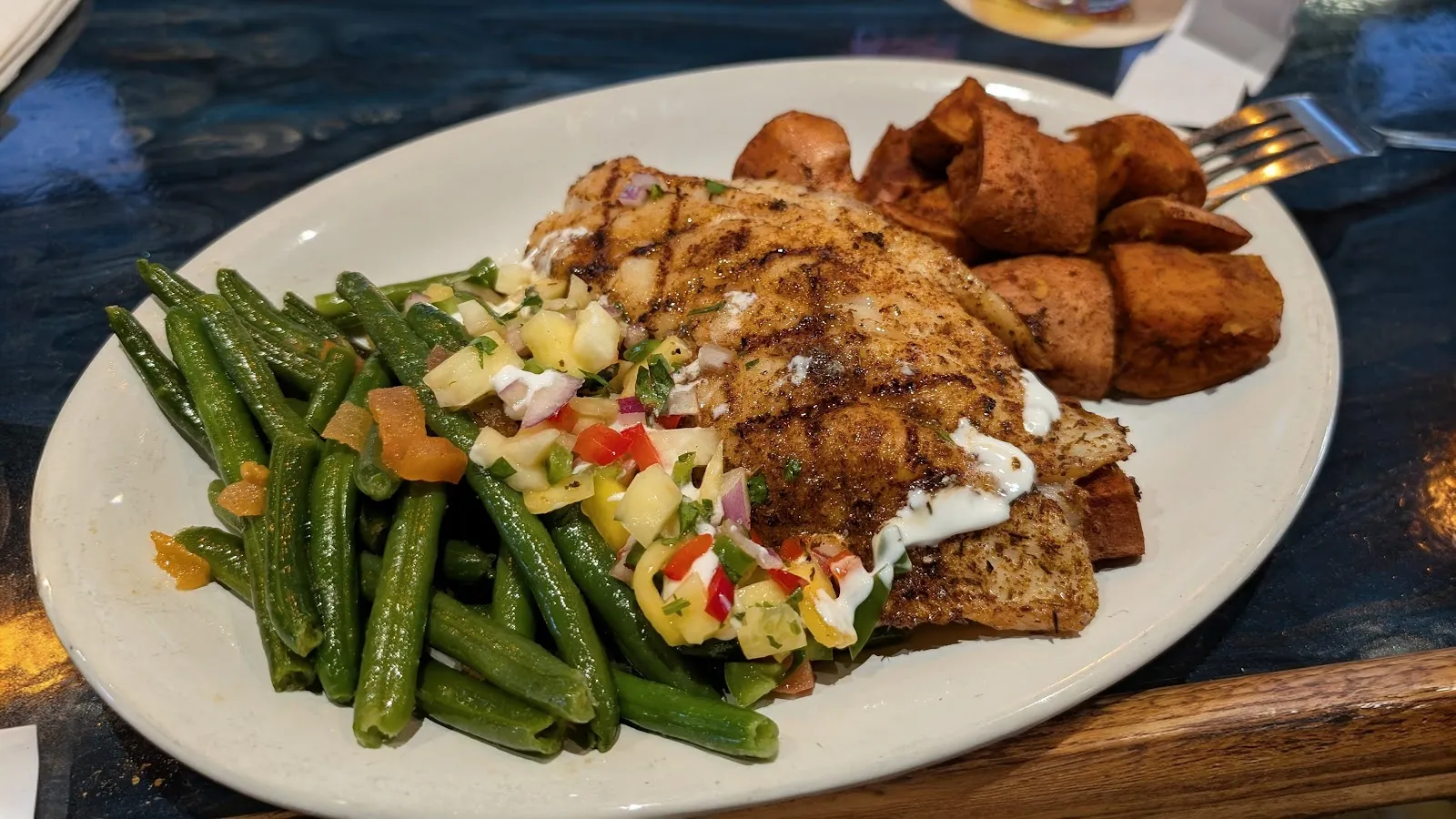 Stats Bar and Grill- Willowbrook - Image 2