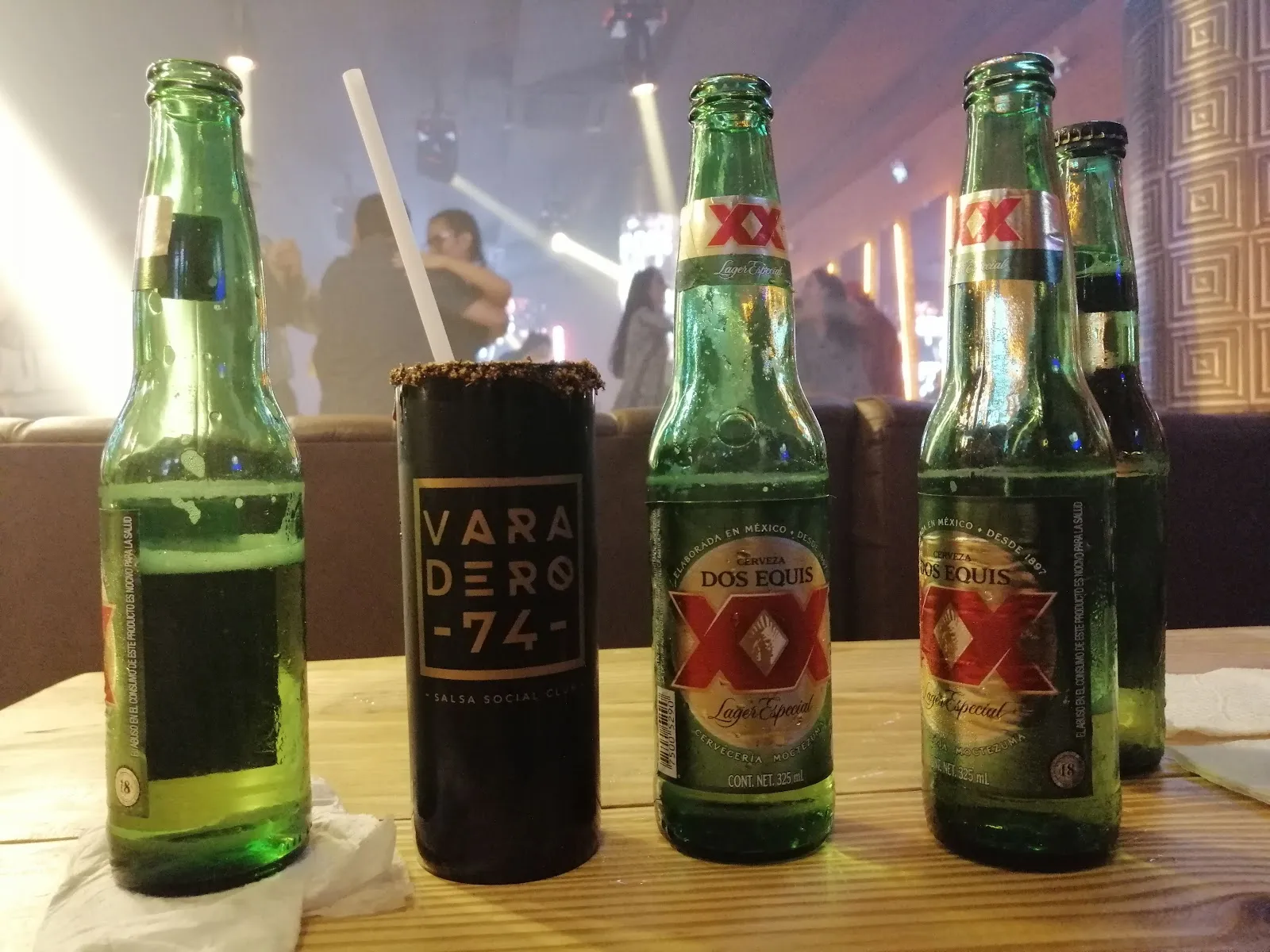 Johnnie´s Snacks & Beers Plaza Bugambilia - Image 3