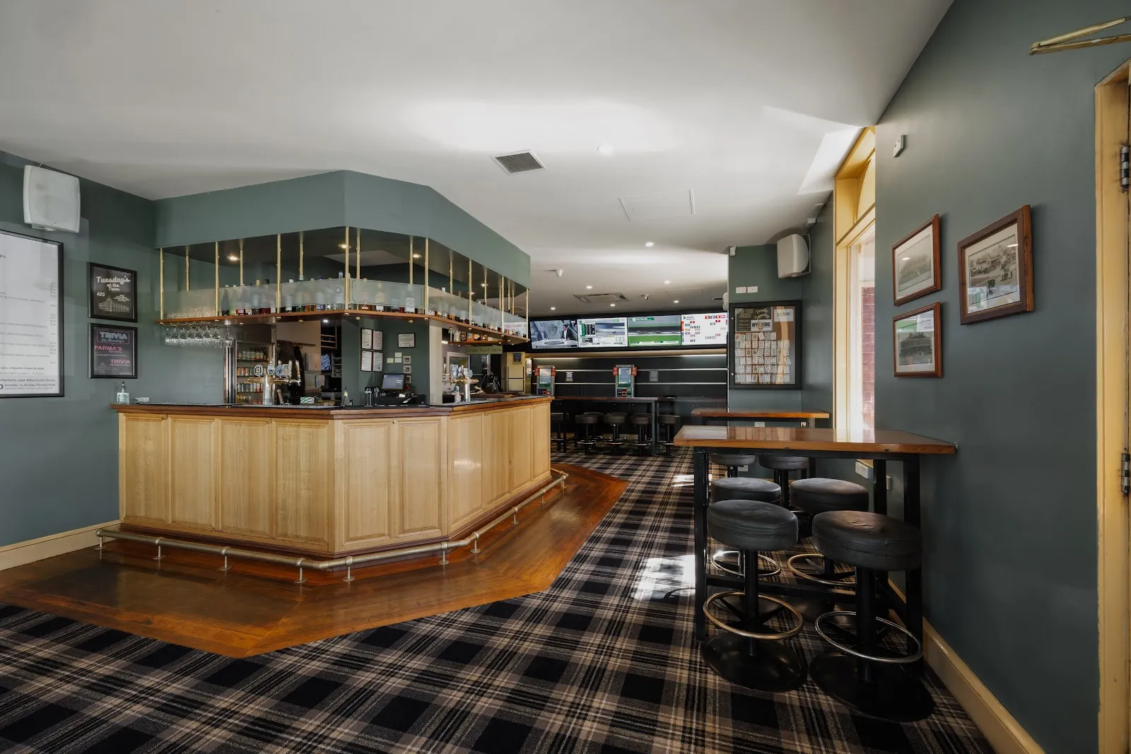 Grand Terminus Hotel Bairnsdale - Image 3