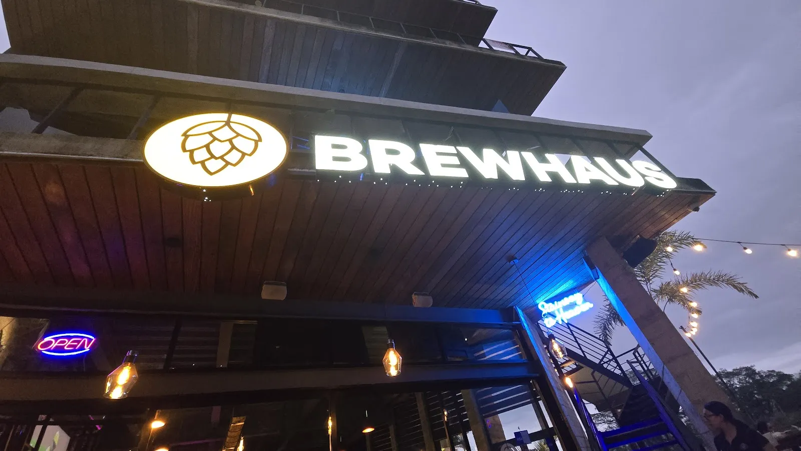 Brewhaus Cervecería - Image 2