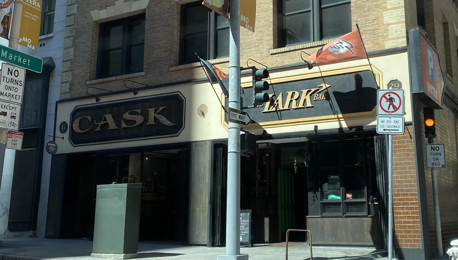 The Lark Bar - Image 2