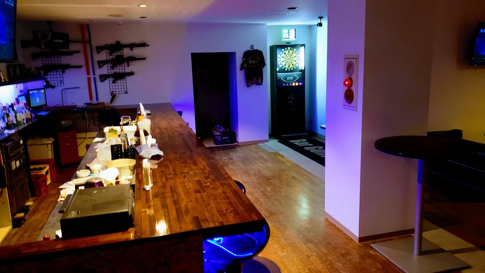 Bar Gomez - Image 4