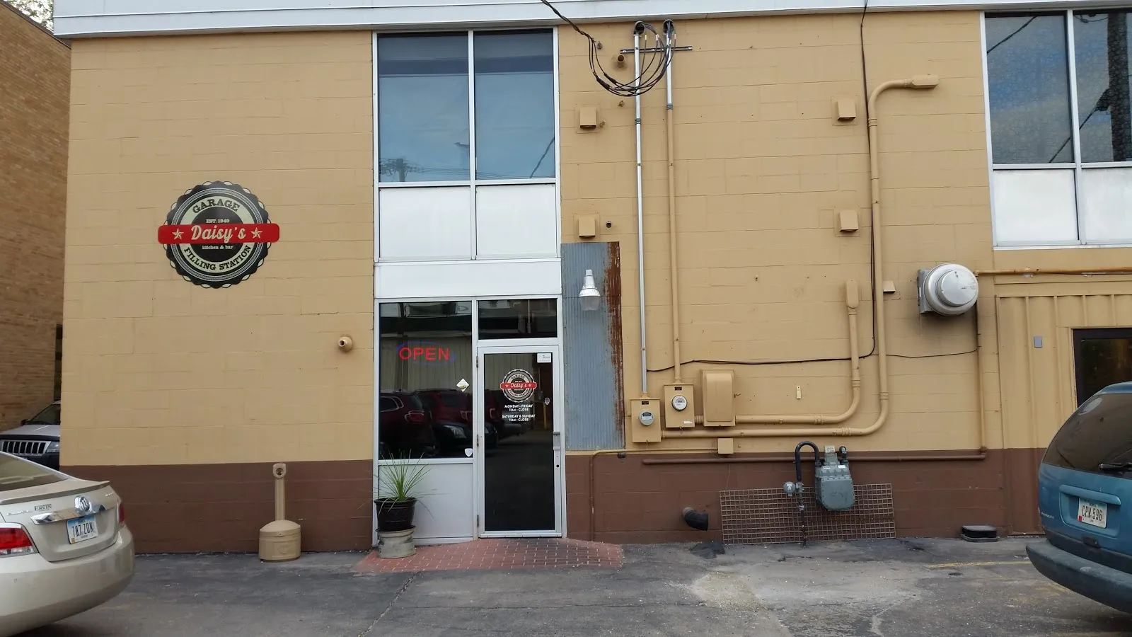 Daisy's Garage