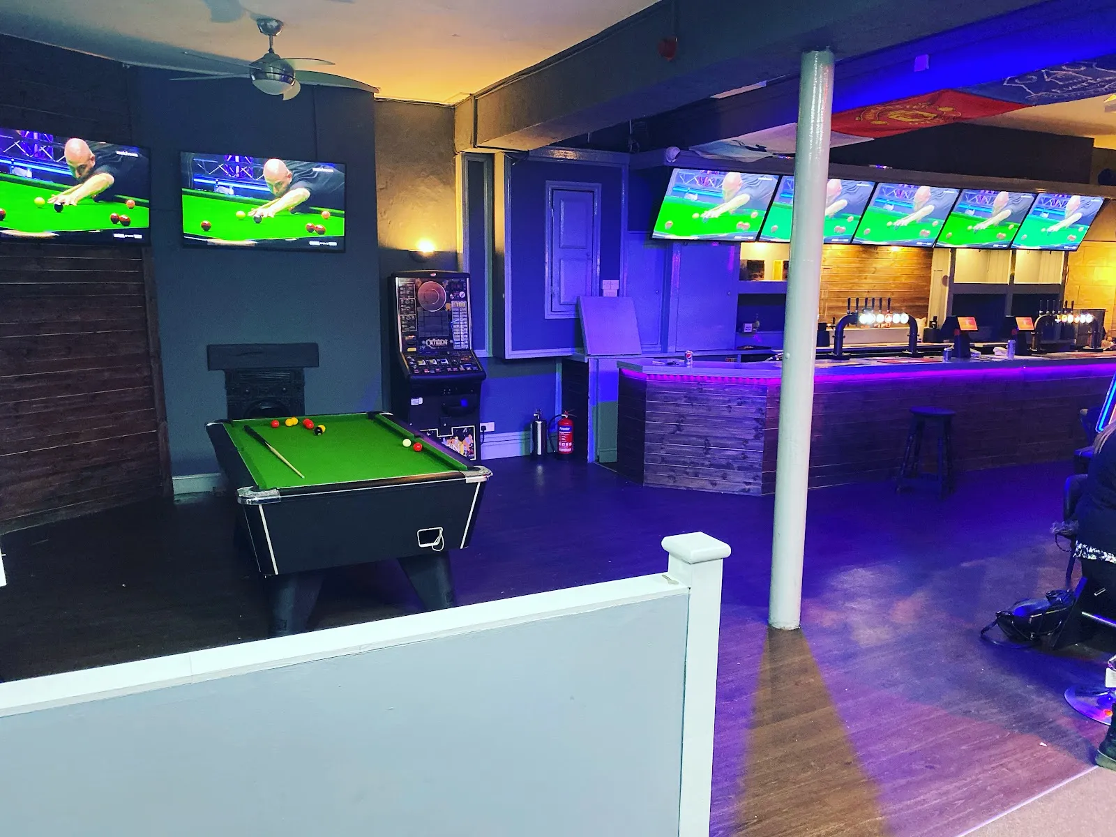 Bar 157 - Image 4