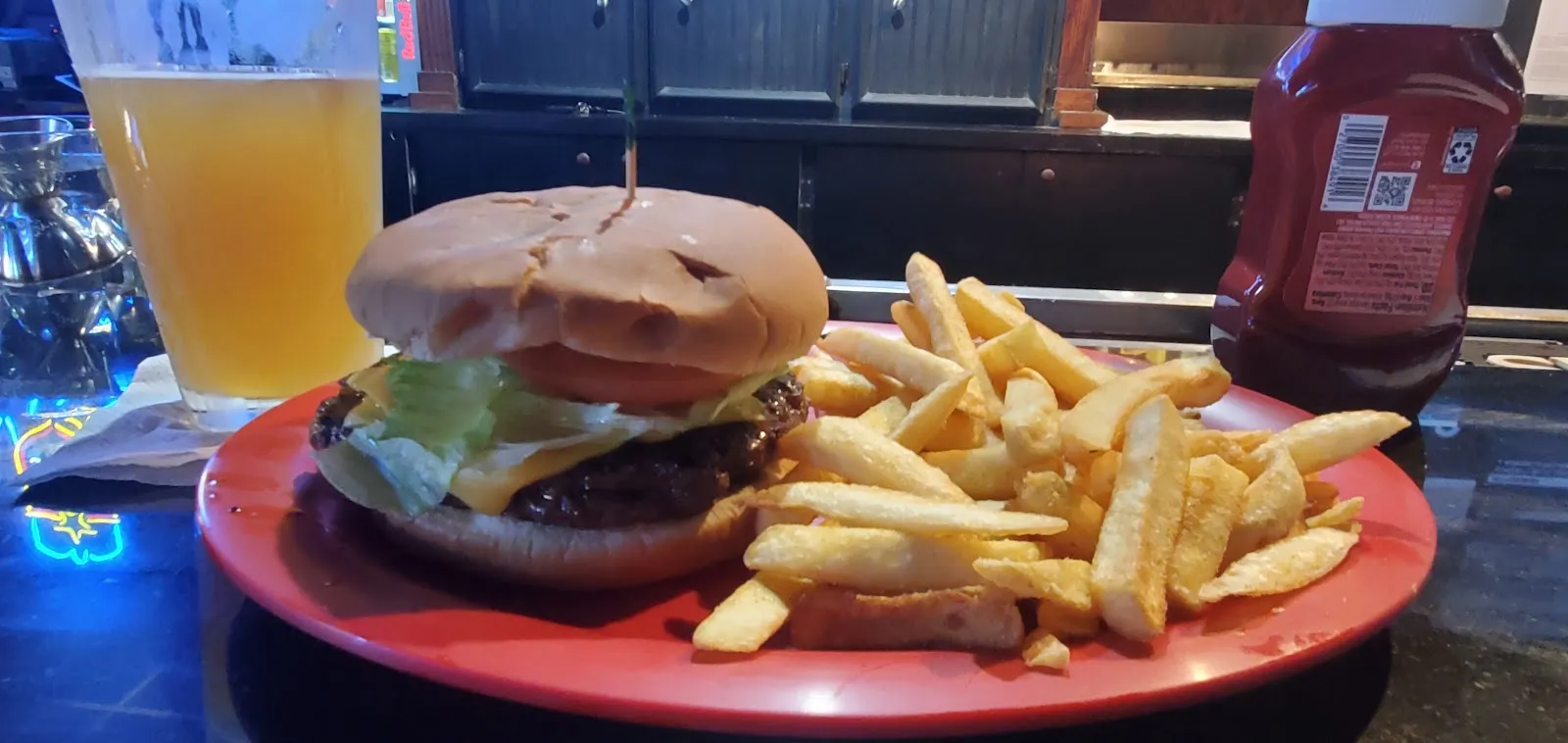Lonestar Grill & Sports Cafe logo
