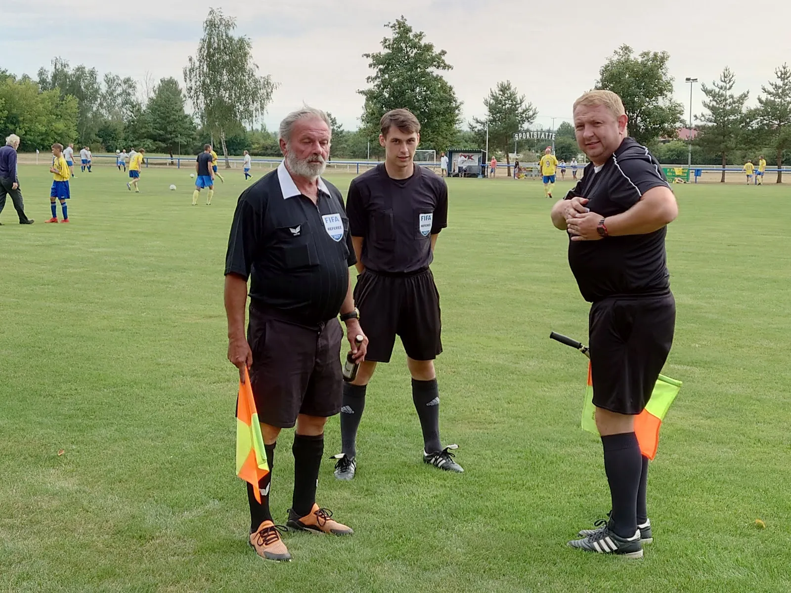 Blauer Punkt SV Blau-Weiß Deutzen - Image 3