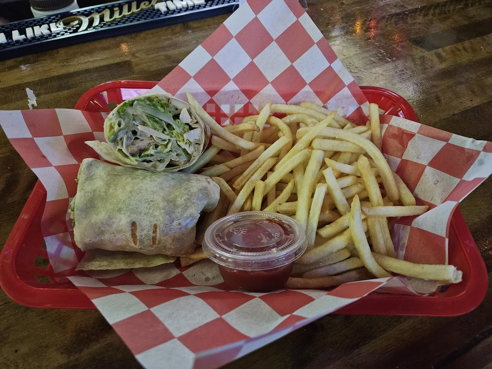 Mother Hubbard's Sports Pub - Image 2