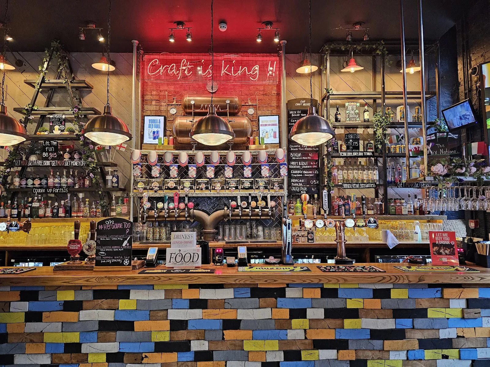 The Bridge Tap, London - Image 4