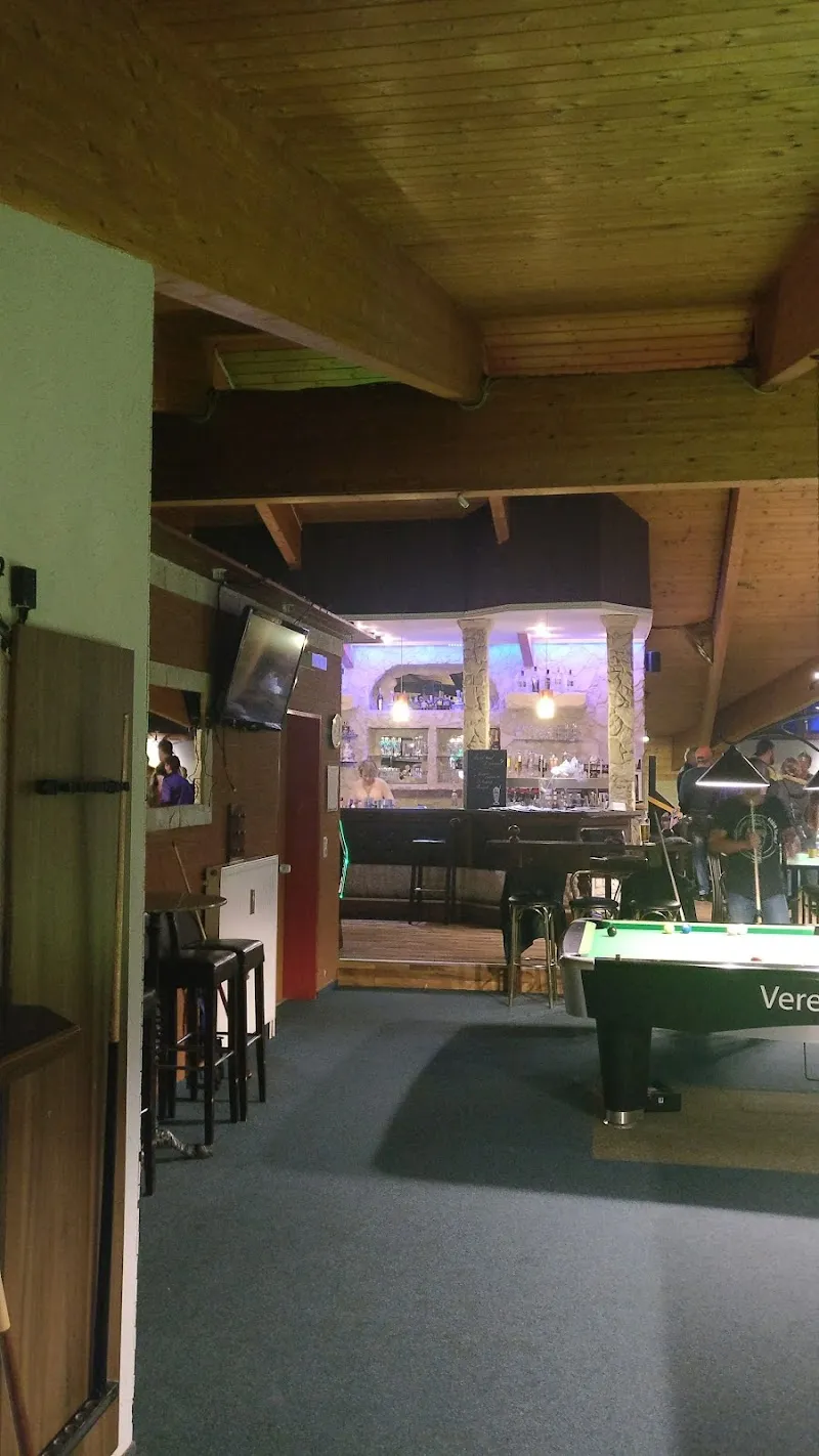 Gallery 4