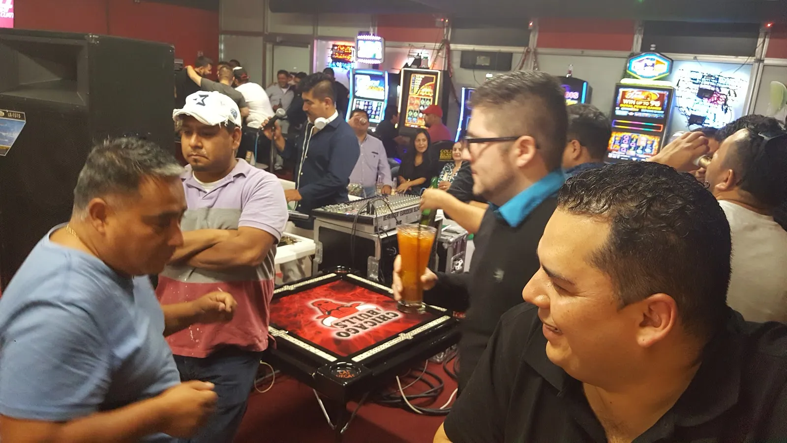 Las Vegas Pool Hall logo