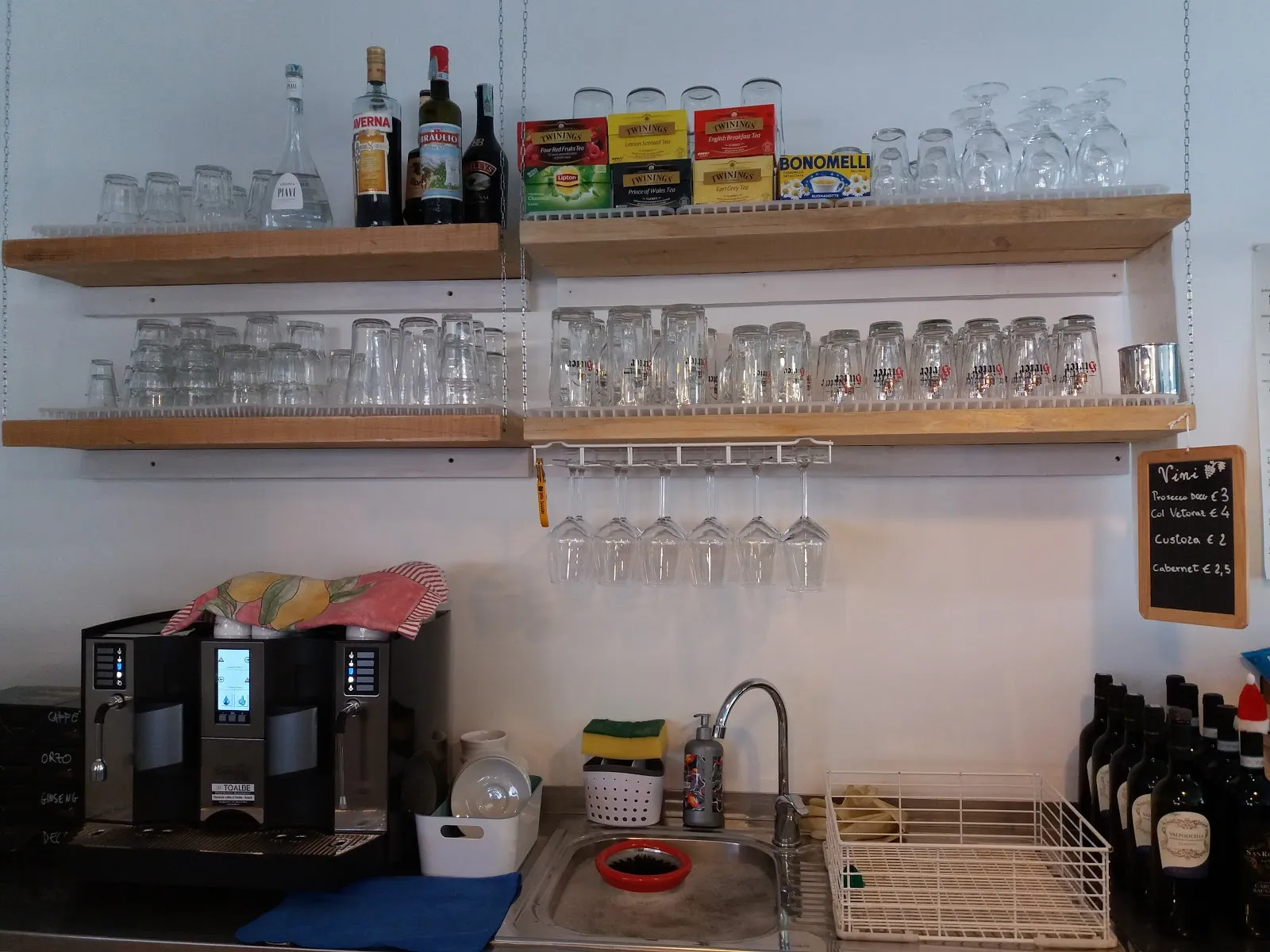 Bet and Drink - Image 3