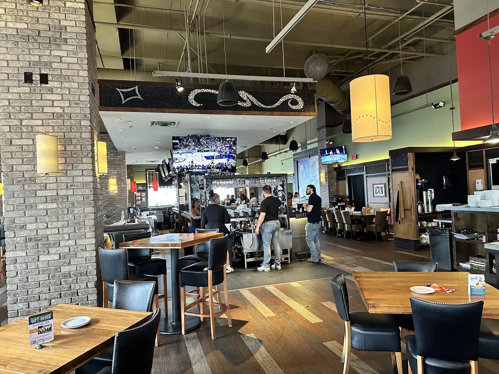 Bar Louie - The Shops at Park Lane - Image 3