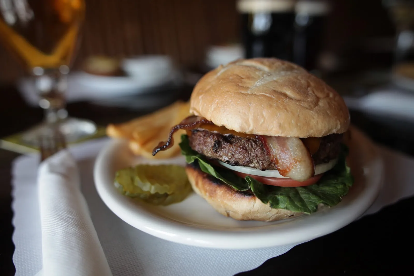 Crown and Anchor British Pub - Image 2