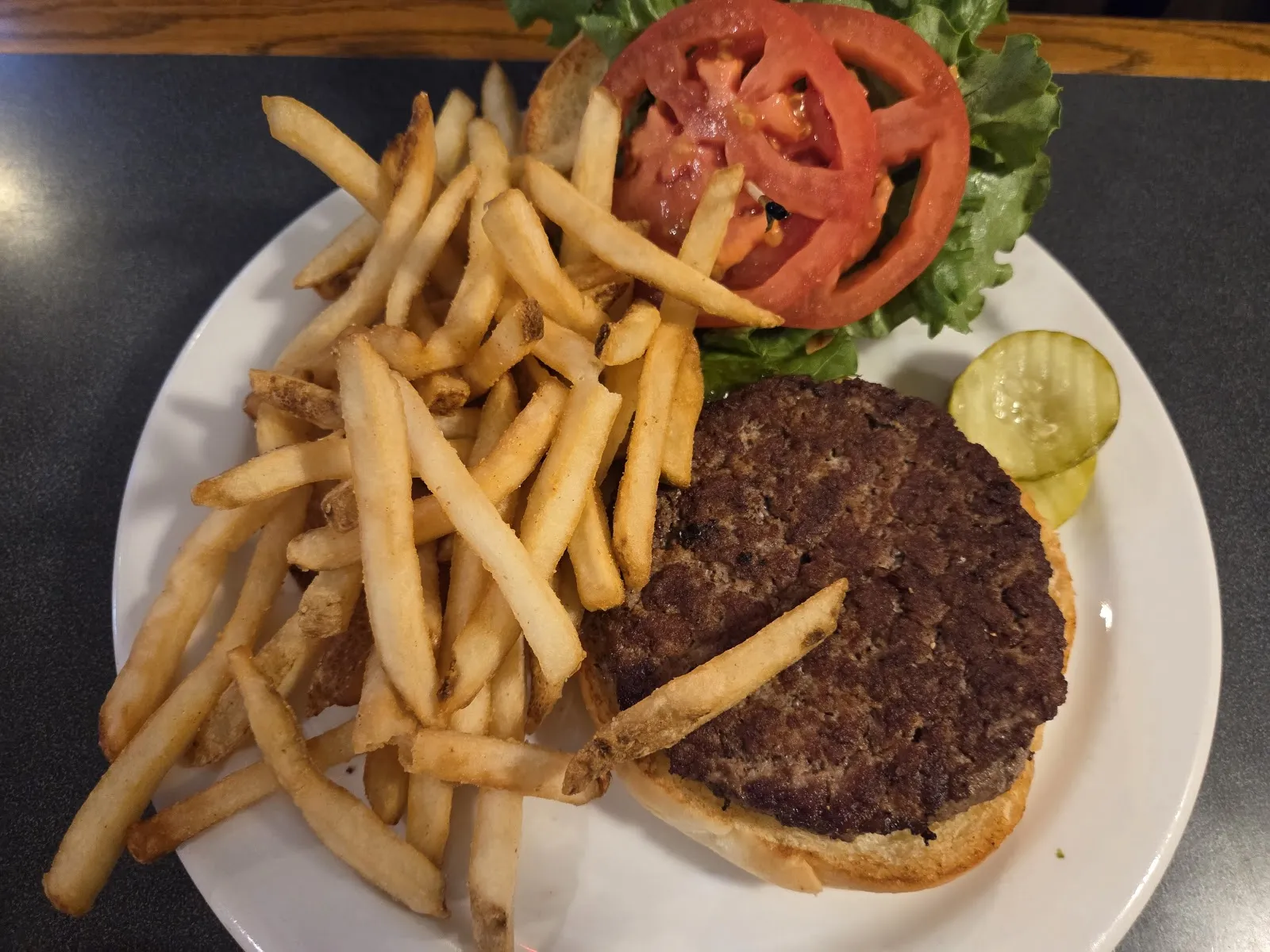 Bunny's Bar & Grill - Image 4