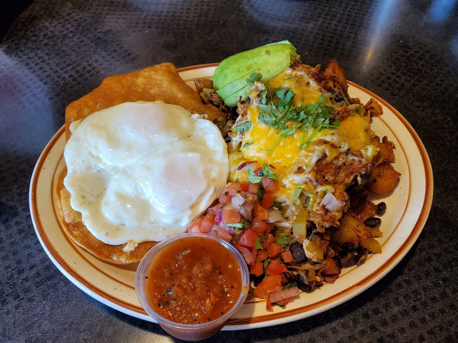 Bunny's Bar & Grill - Image 3
