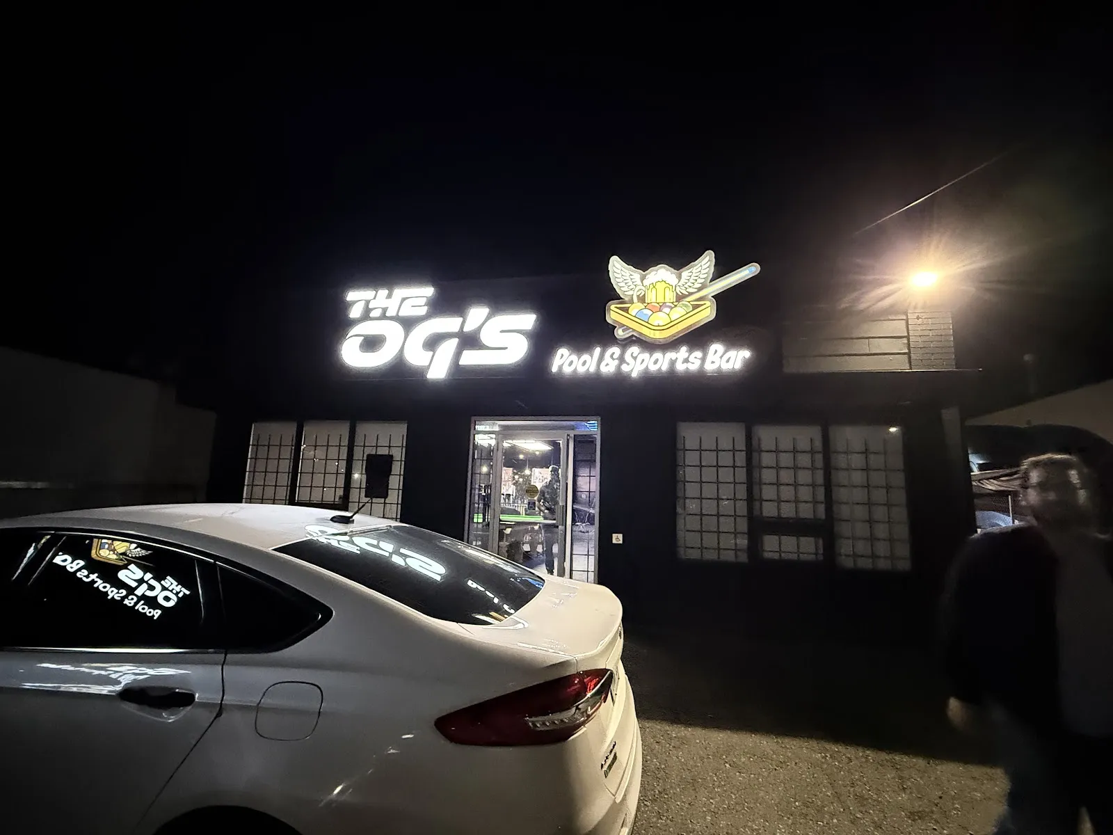 The og's pool & sports bar - Image 2