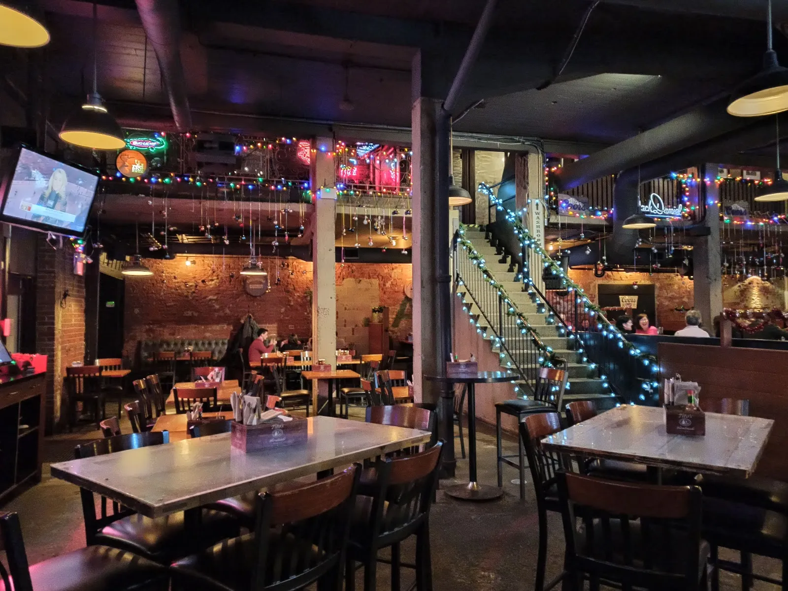 Bookers BBQ + Crab Shack - Image 3