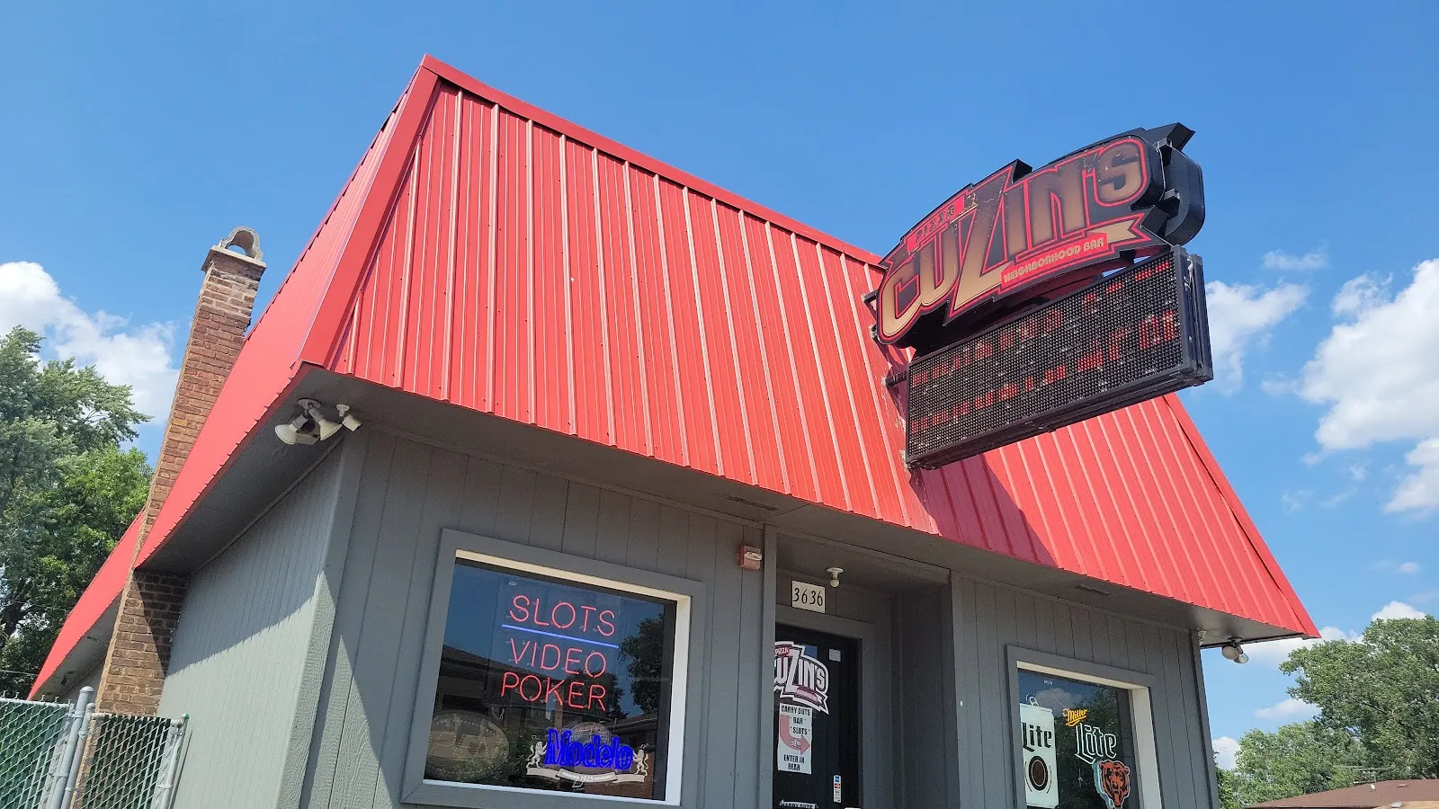 Cuzin's Tavern, Gaming and Pizza Midlothian - Image 2