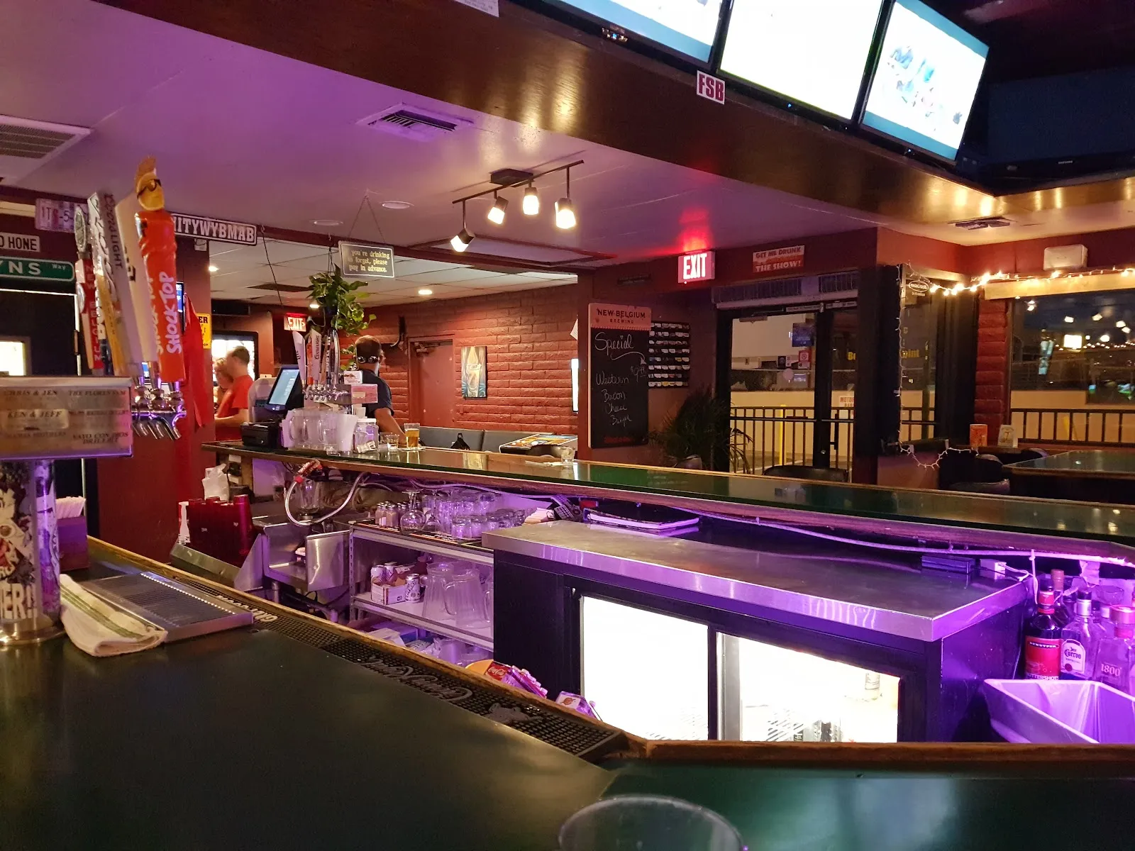 The River Dog Grill - Image 4