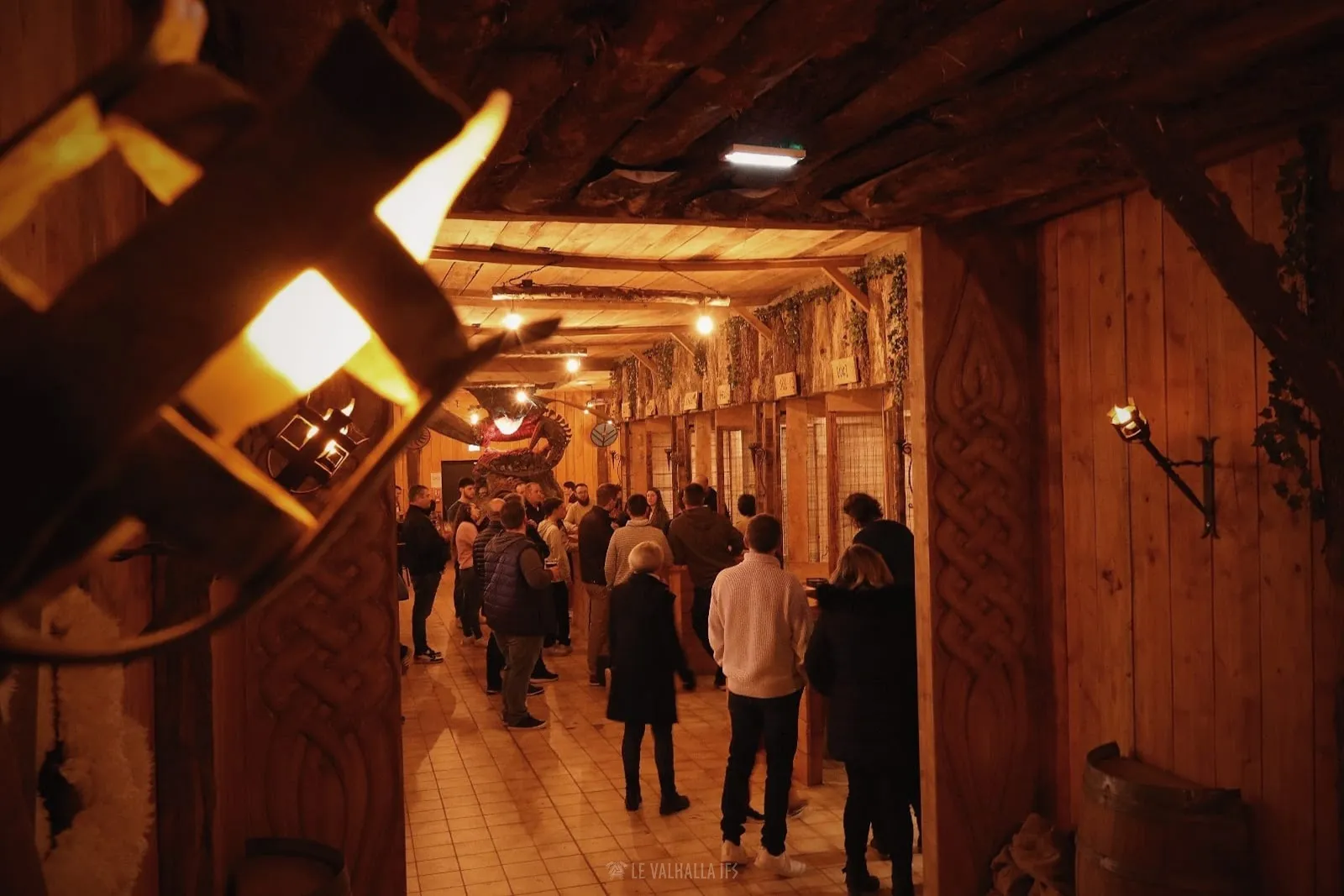Le Valhalla - Bar - Restaurant - Lancer de hache - Image 3