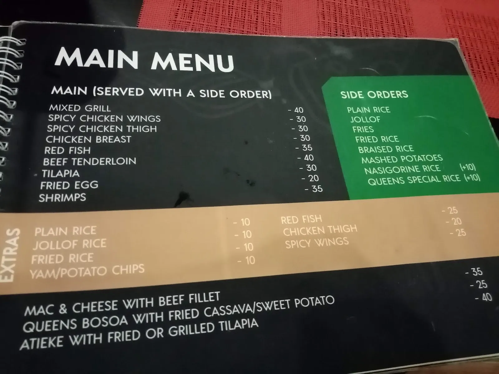 Queens Sports Bar & Restaurant - Image 3