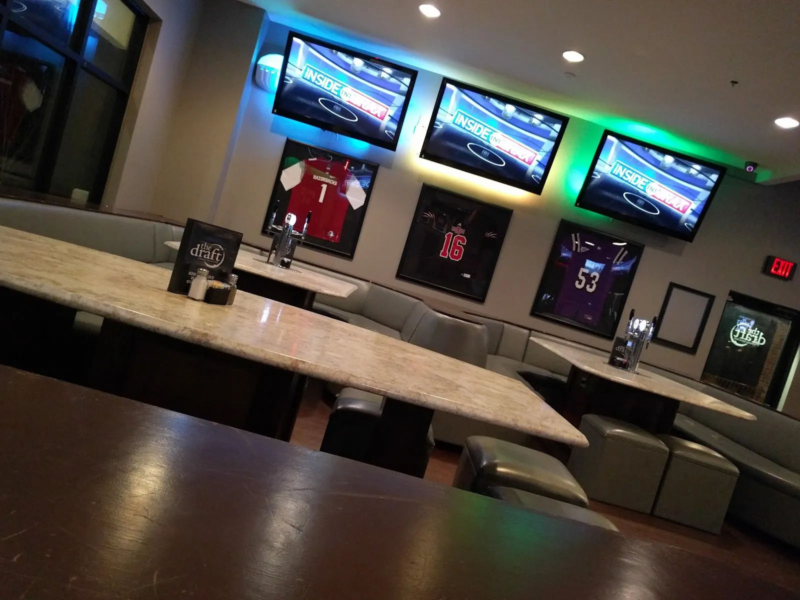 The Draft: Ultimate Sports Grill logo