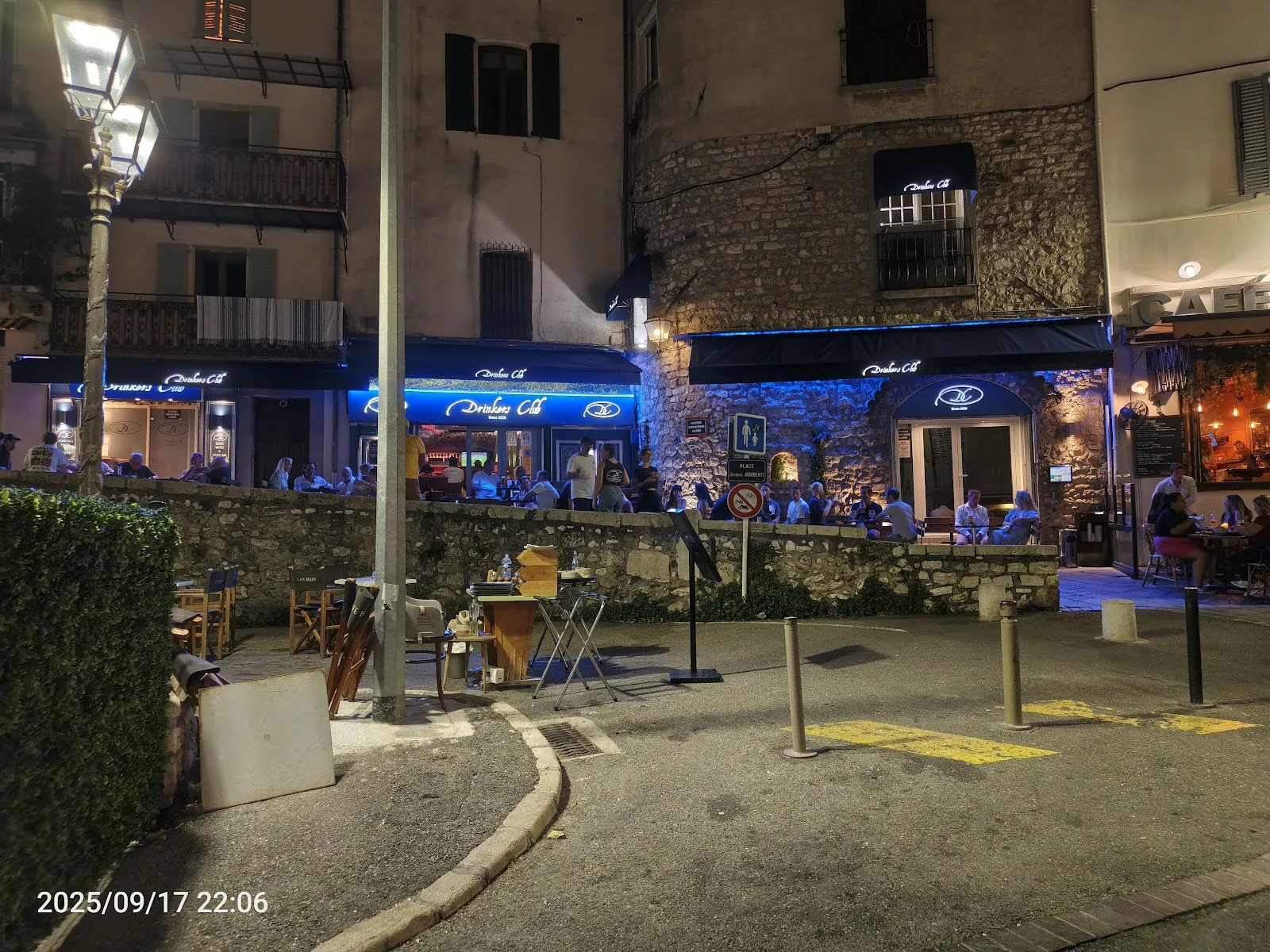 Drinkers Club - Image 2