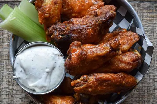 Devil’s Elbow Ale & Smoke House logo