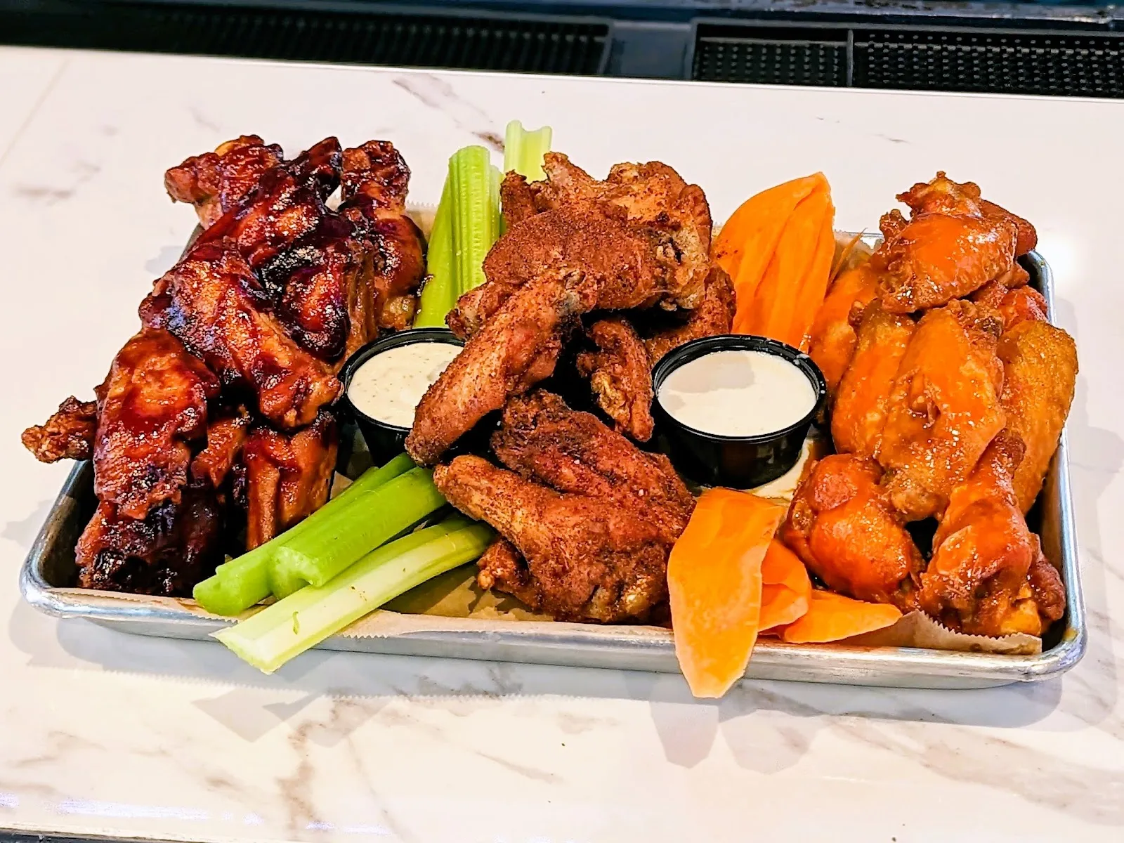 Over/Under Sports Bar - Image 4