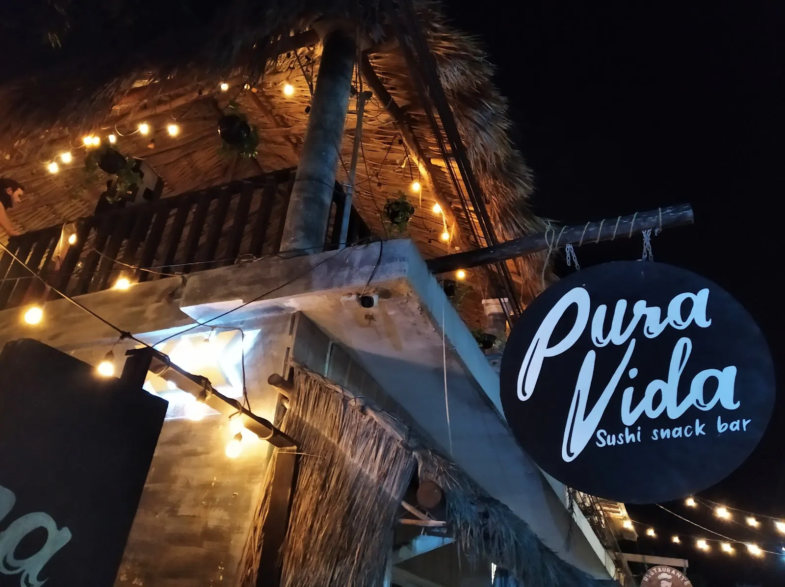 Pura Vida Sushi Roots Bar - Image 4