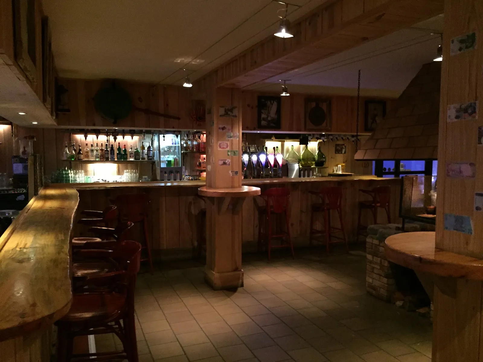 Le Globe Trotter Café - Image 4