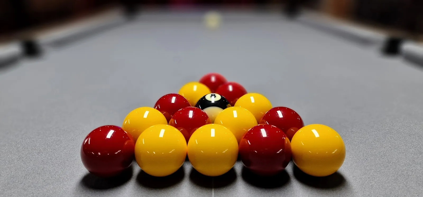 The Edgcliff - For Pool and Live Sports. - Image 4
