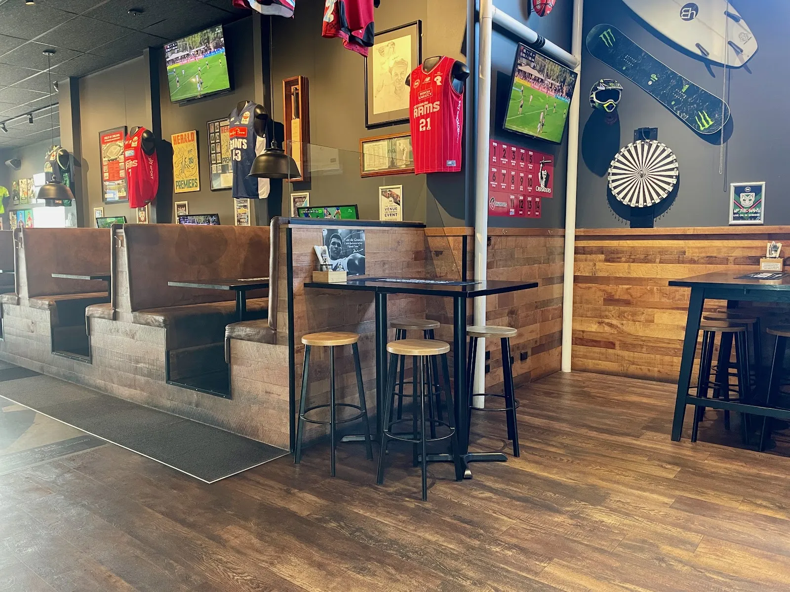 Robbies Riccarton Sports Bar & Restaurant - Image 2