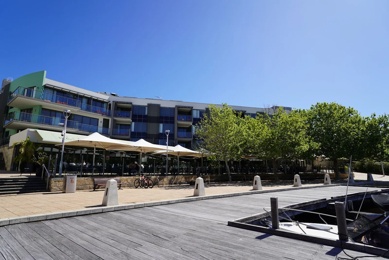 The Royal on the Waterfront - Image 2