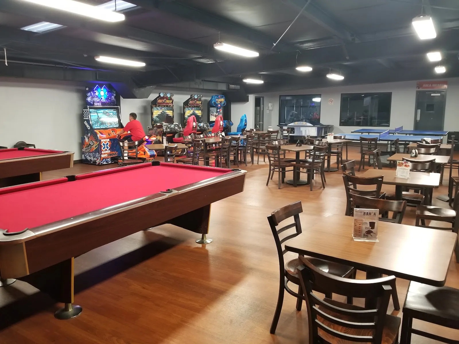 Bahia Bowling Bar - Image 4