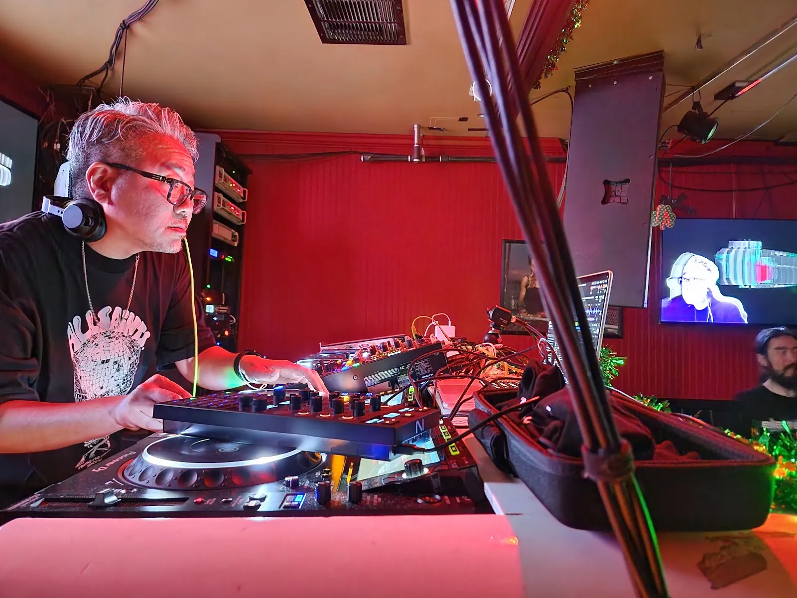 Phoenix Landing - Image 3